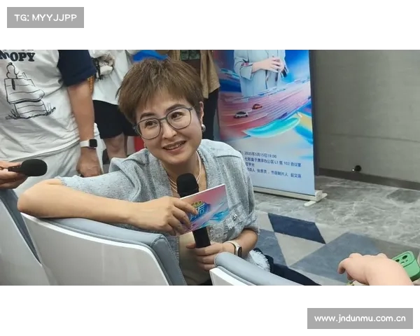 李晟张泉灵对谈女性吸引力法则 以爱自己为核心的内在力量解析 李晟张泉灵对谈女性吸引力法则 以爱自己为核心的内在力量解析